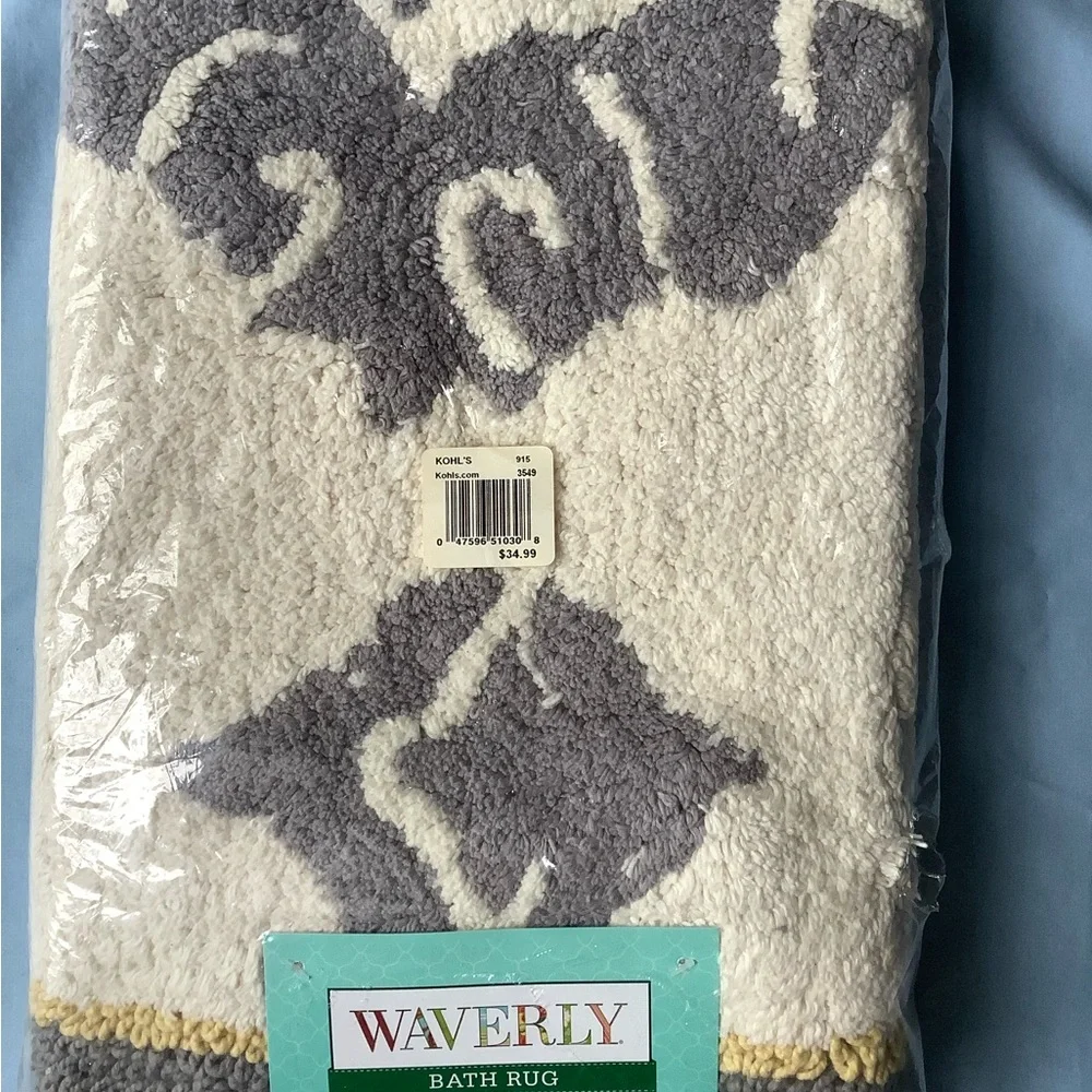 New in the bag Waverly Bath Rug Mat 20x30 Gorgeous Beige Blue-Grey, yellow trim